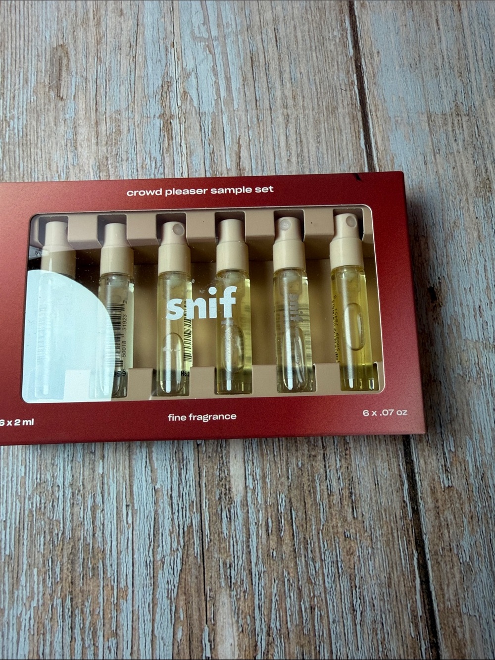 Snif Crowd Pleaser Sample Set – Women's Fragrance Vials in Beige & Gold